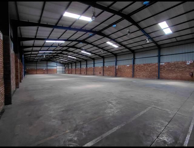 1,849M² WAREHOUSE TO LET IN POMONA